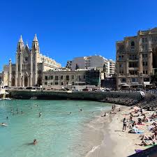 Playa de Balluta Bay