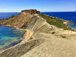 Playa de Ġnejna Bay